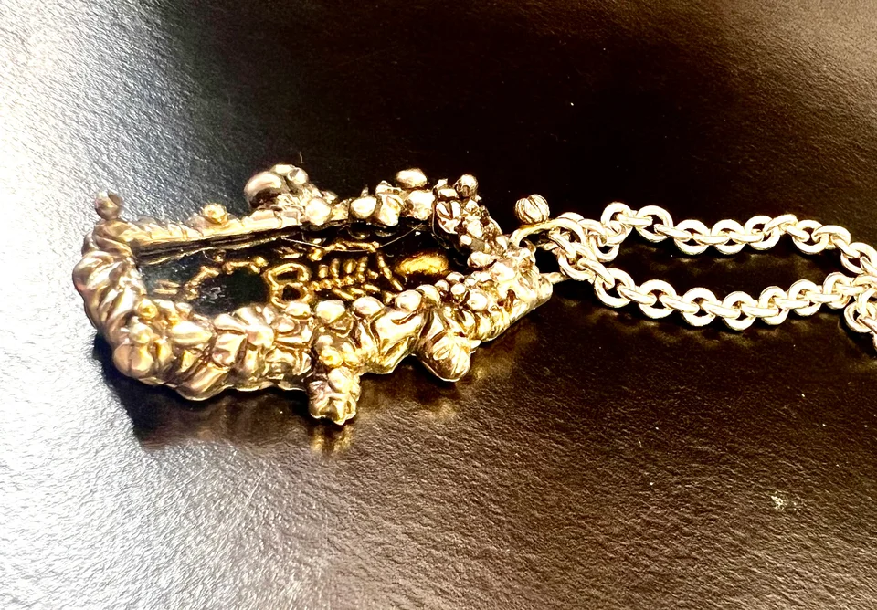 Memento mori necklace.